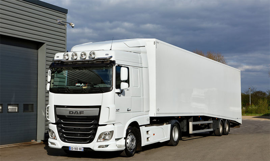 Transport de véhicules par camion porte voitures